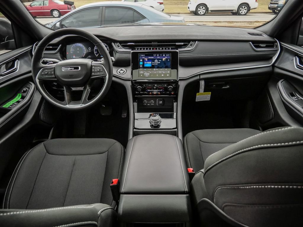 New 2026 Jeep Grand Cherokee Laredo X AWD/4WD image 21