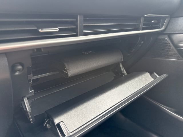 Used 2021 MAZDA CX-30 AWD 2.5 S w/ Select Package image 36