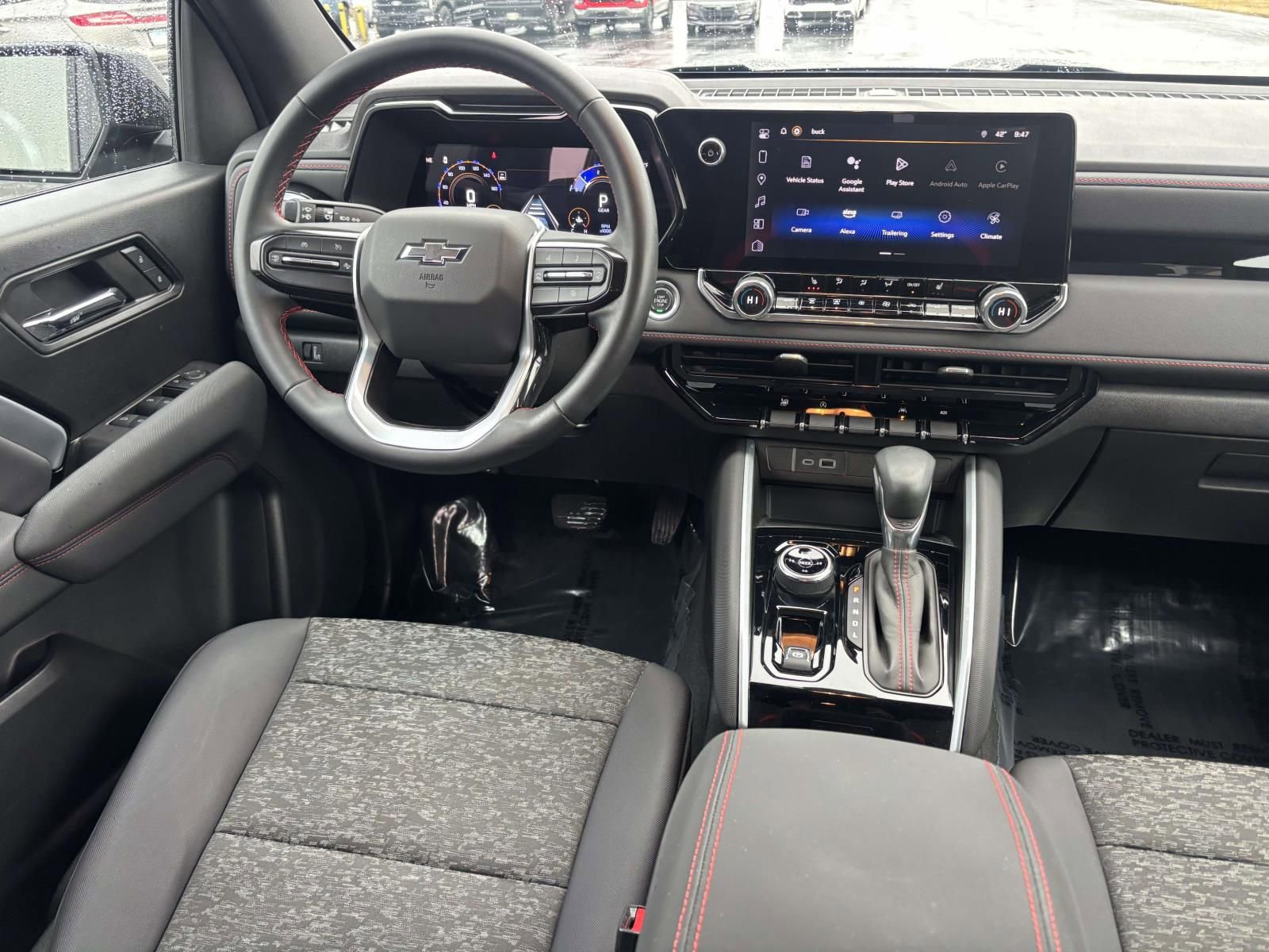 Used 2024 Chevrolet Colorado Z71 w/ Z71 Convenience Package 2 image 32