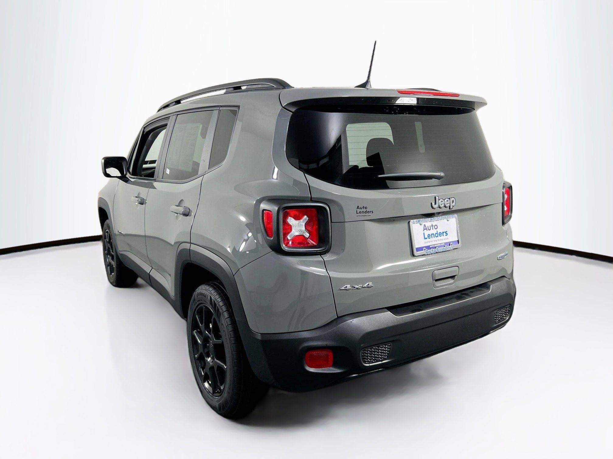 Used 2022 Jeep Renegade Latitude w/ Convenience Group AWD/4WD image 7