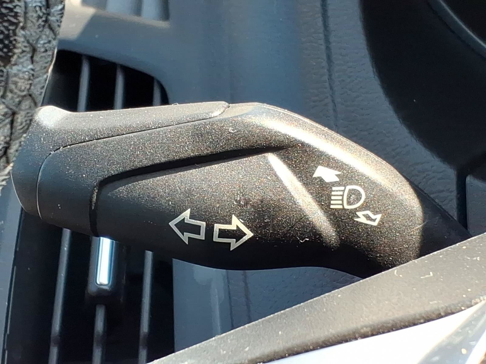 Used 2014 Ford Focus SE w/ Equipment Group 201A FWD image 25
