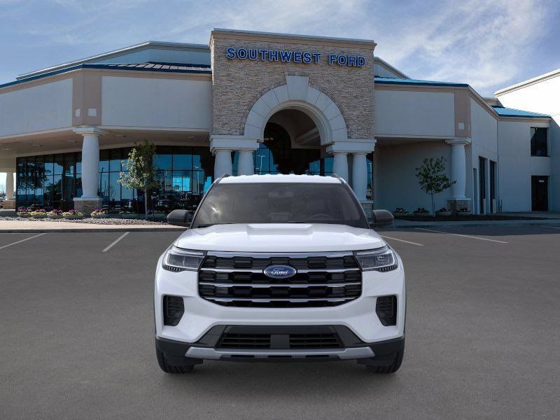 New 2026 Ford Explorer Active RWD image 6