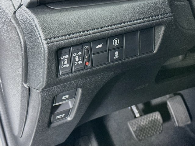Certified 2024 Honda Odyssey EX-L image 25