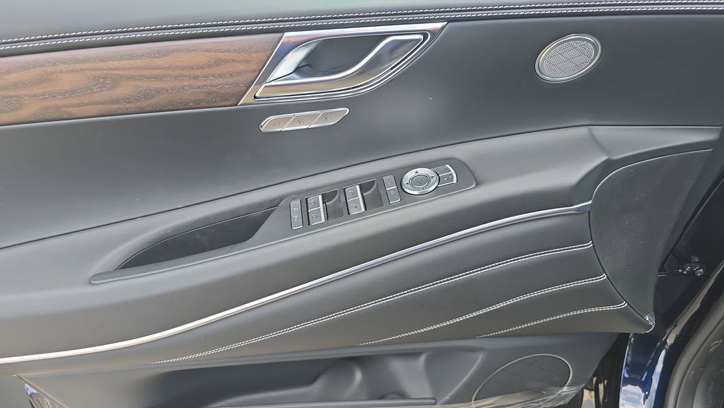 New 2026 Genesis GV80 2.5T Select AWD/4WD image 15