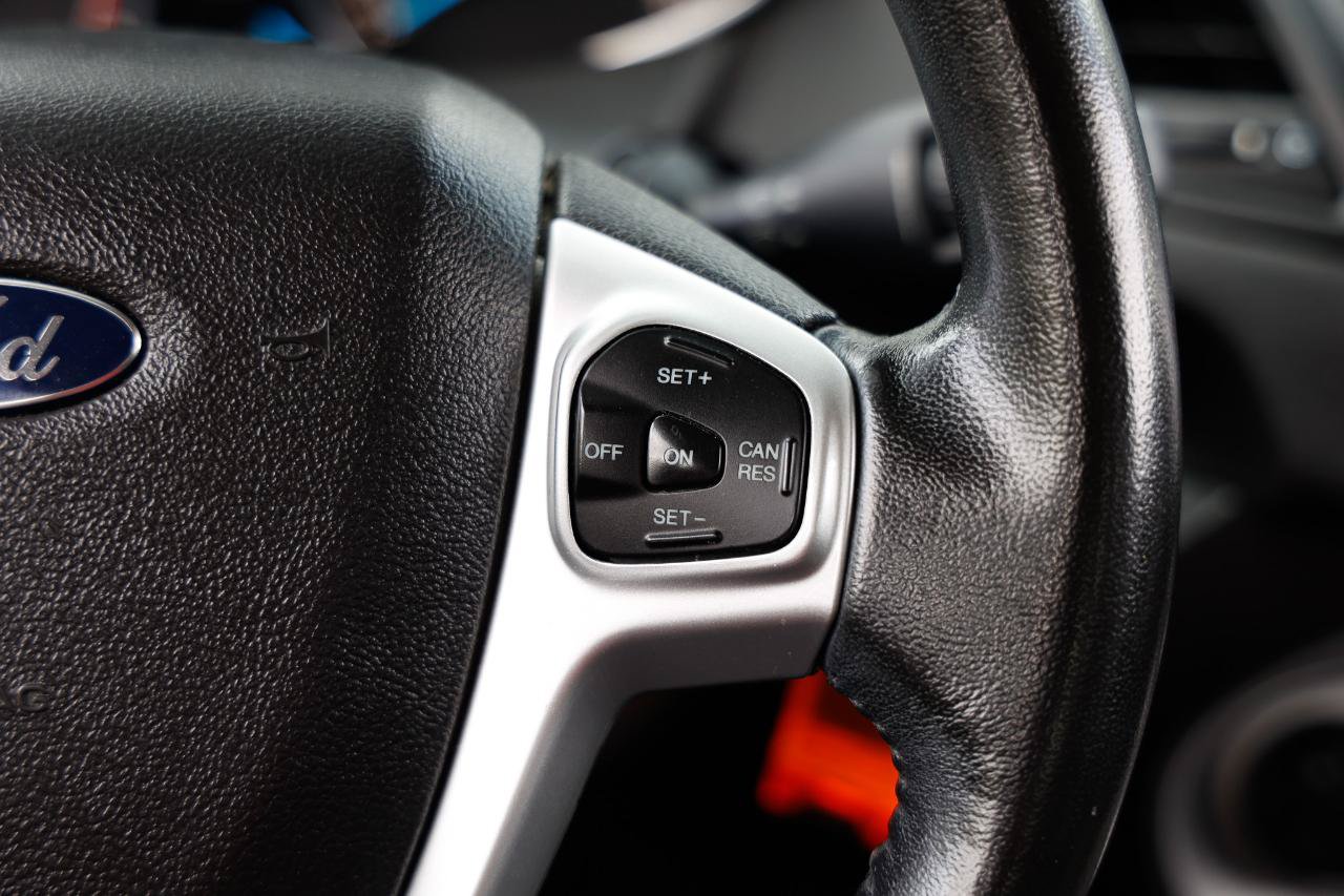 Used 2014 Ford Fiesta SE FWD image 25