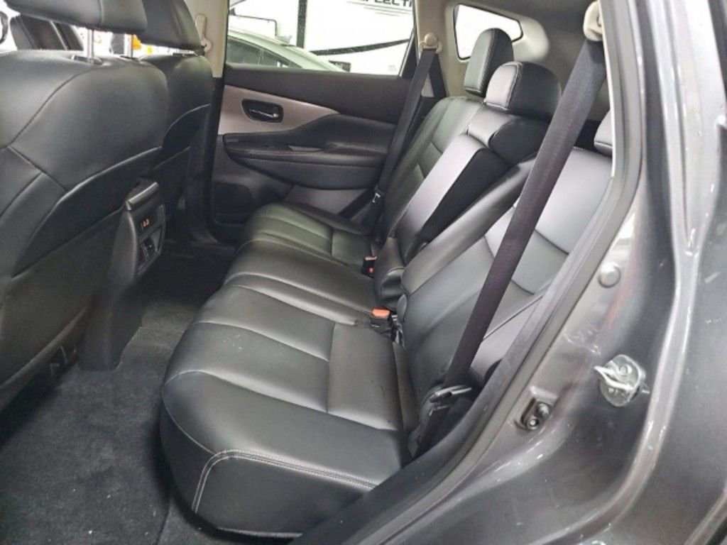 Used 2024 Nissan Murano SV image 12
