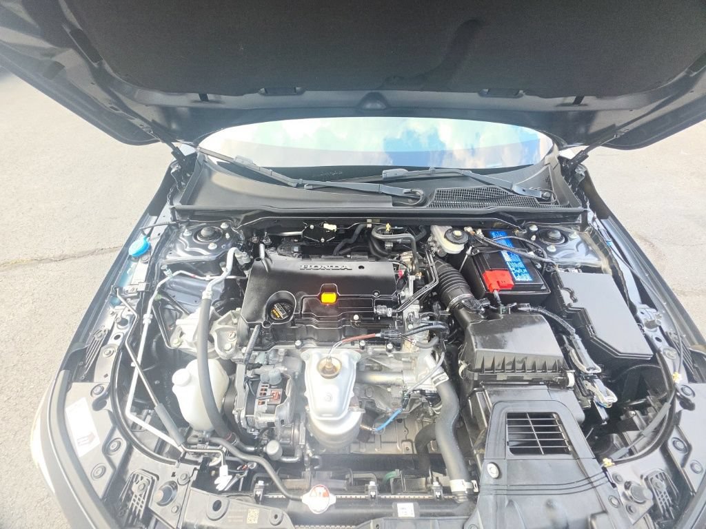 Used 2024 Honda Civic LX image 9