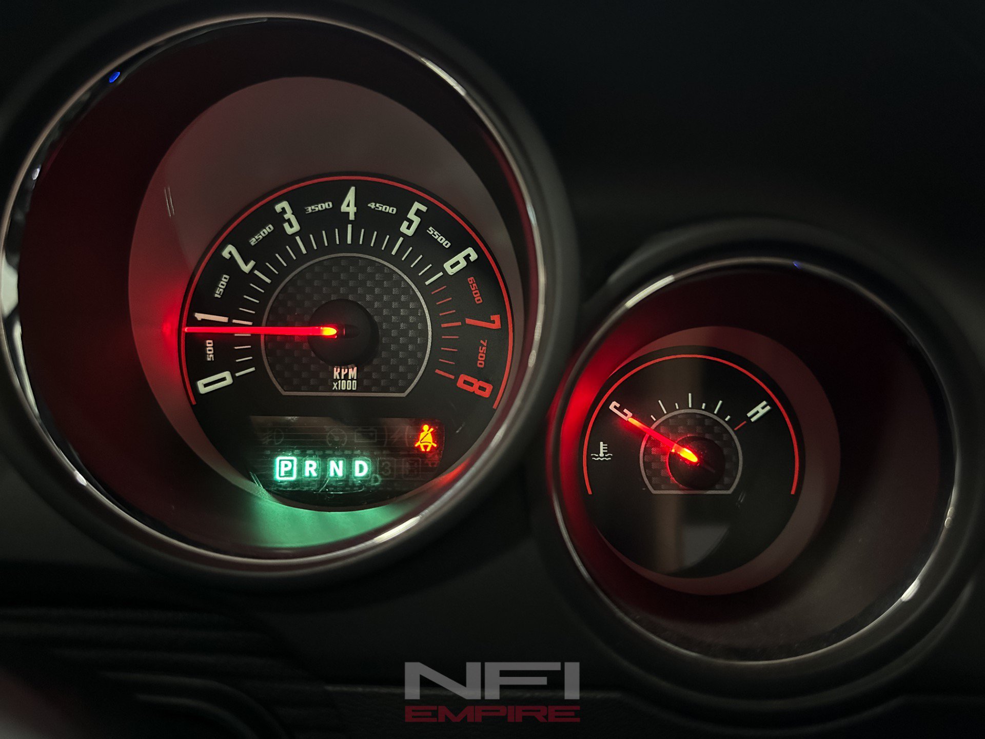 Used 2009 Dodge Challenger SRT8 w/ SRT Option Group II RWD image 28