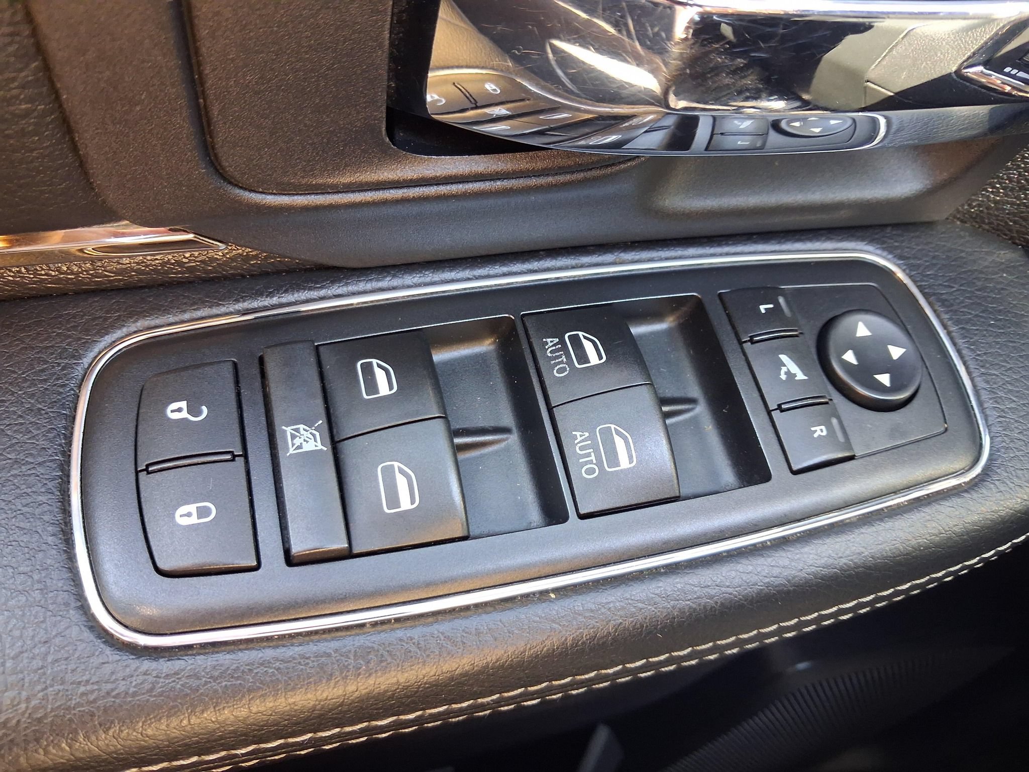 Used 2015 RAM 1500 Sport w/ Sport Premium Group AWD/4WD image 20