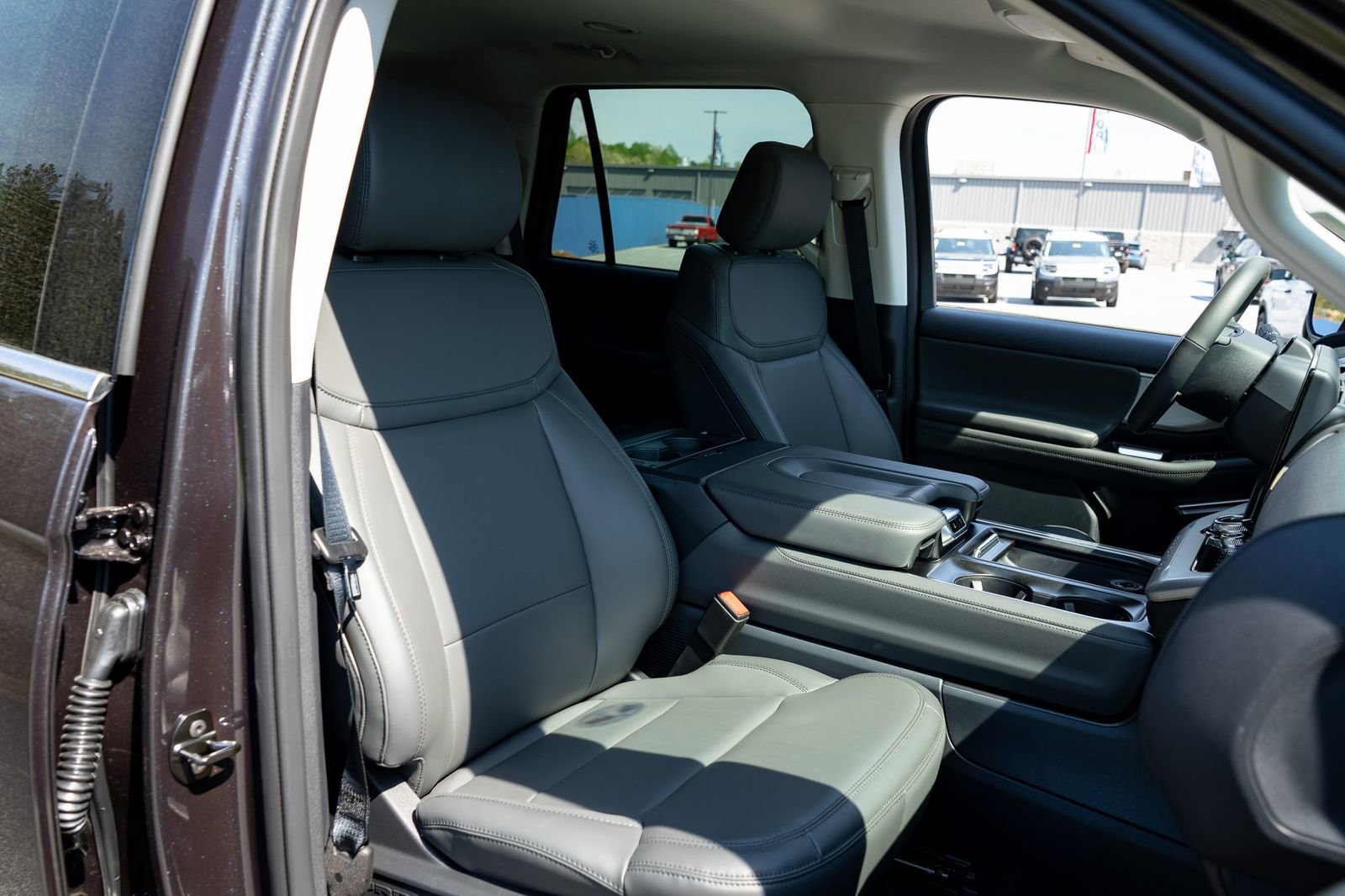 New 2026 Ford Expedition Active AWD/4WD image 23