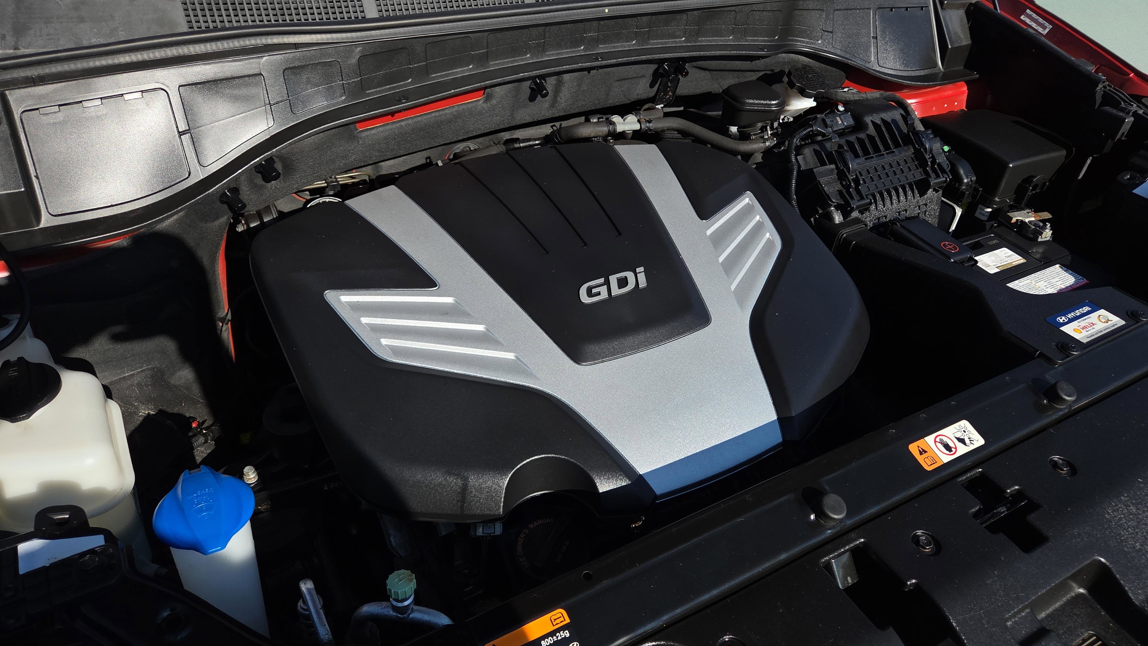 Used 2014 Hyundai Santa Fe GLS image 57