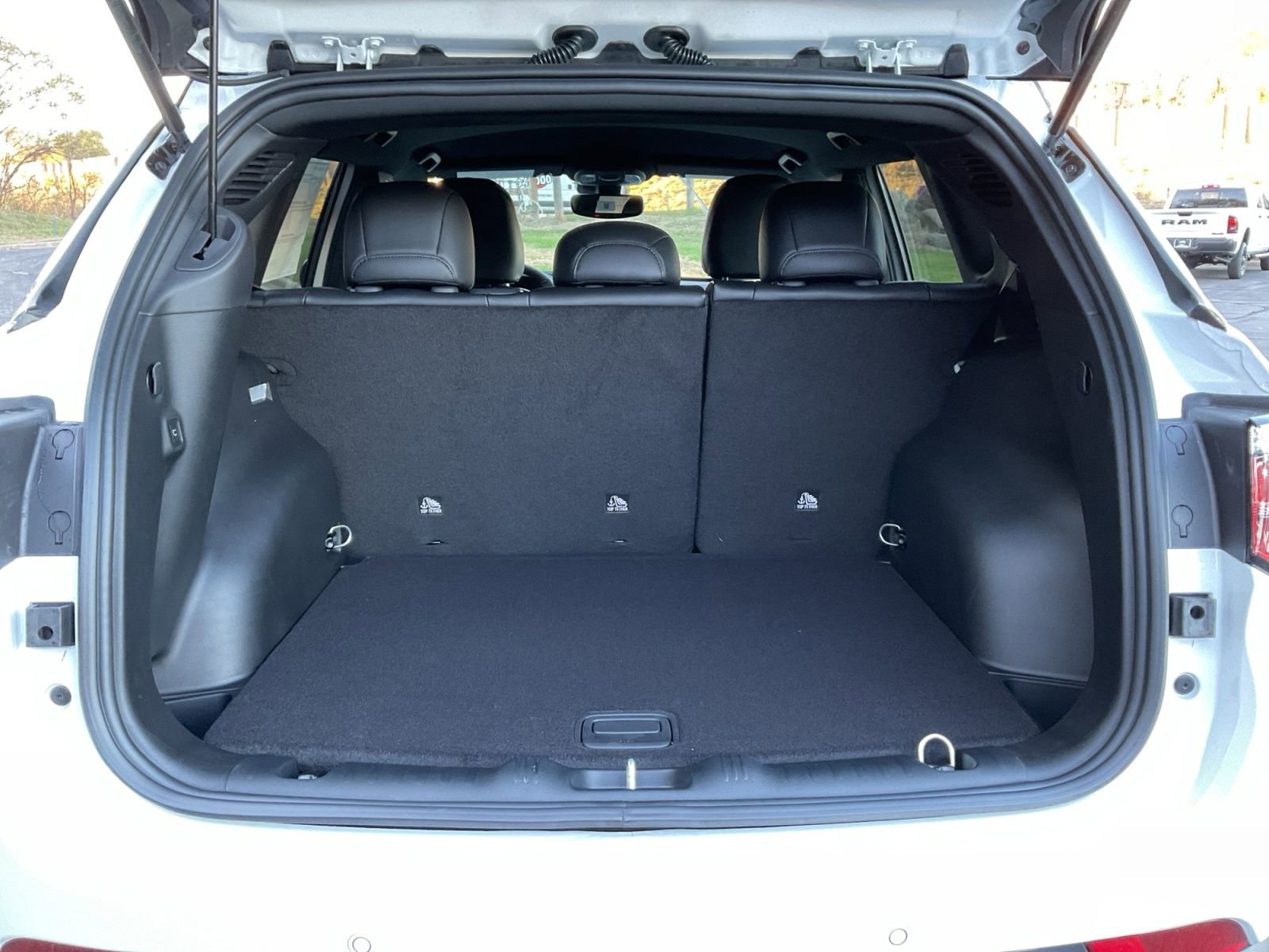 New 2026 Jeep Compass Limited AWD/4WD image 32