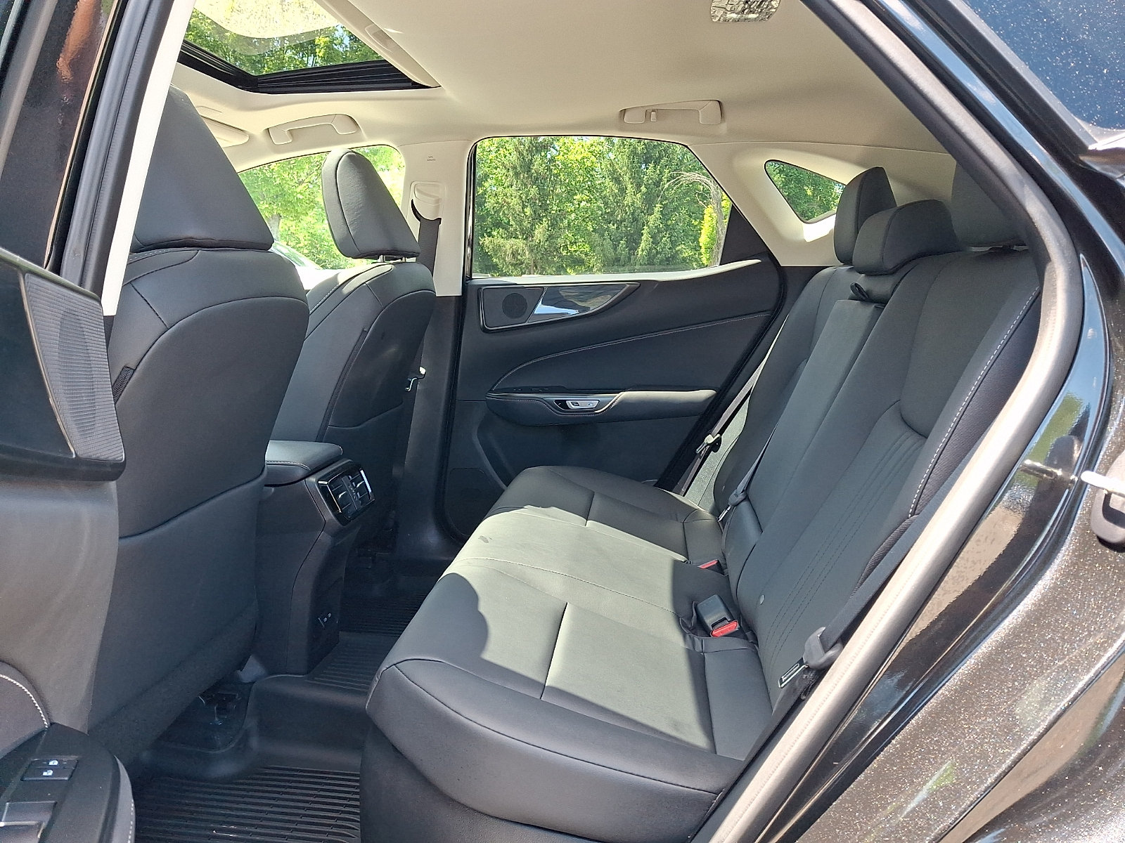 Certified 2024 Lexus NX 350h AWD image 11
