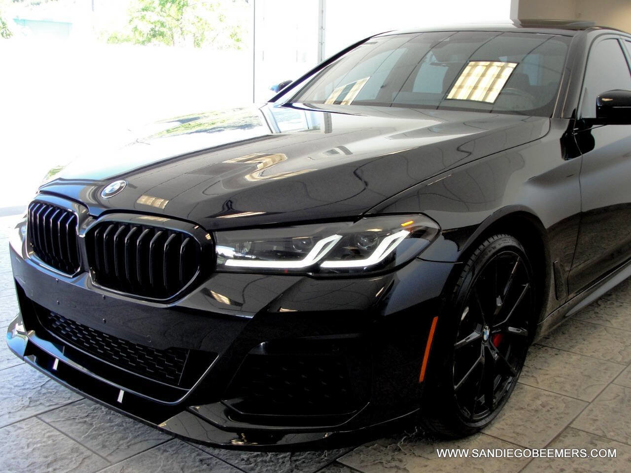 Used 2023 BMW 540i w/ M Sport Package RWD image 39