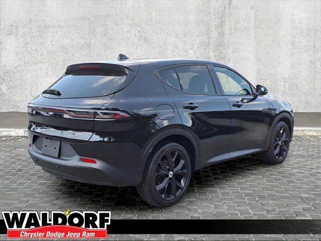 New 2025 Dodge Hornet GT image 2