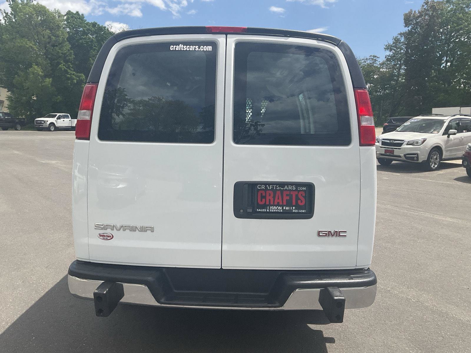 Used 2025 GMC Savana 2500 w/ Driver Convenience Package RWD image 4