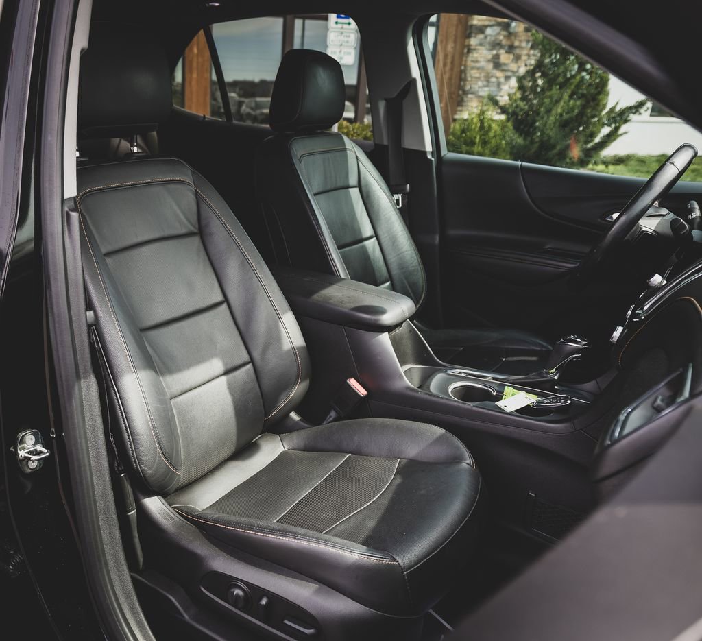 Used 2018 Chevrolet Equinox Premier image 33