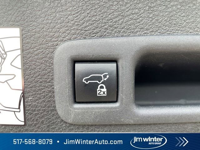 Used 2024 Toyota Sienna XLE FWD image 22