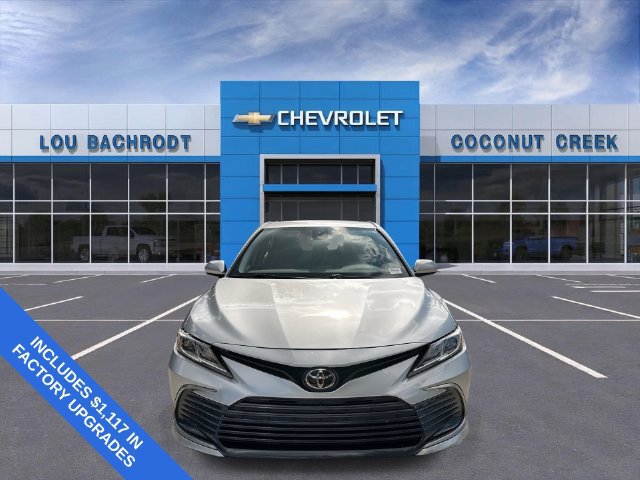 Used 2023 Toyota Camry LE FWD image 3