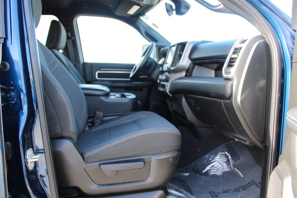 Used 2024 RAM 2500 Big Horn w/ Bed Utility Group image 19