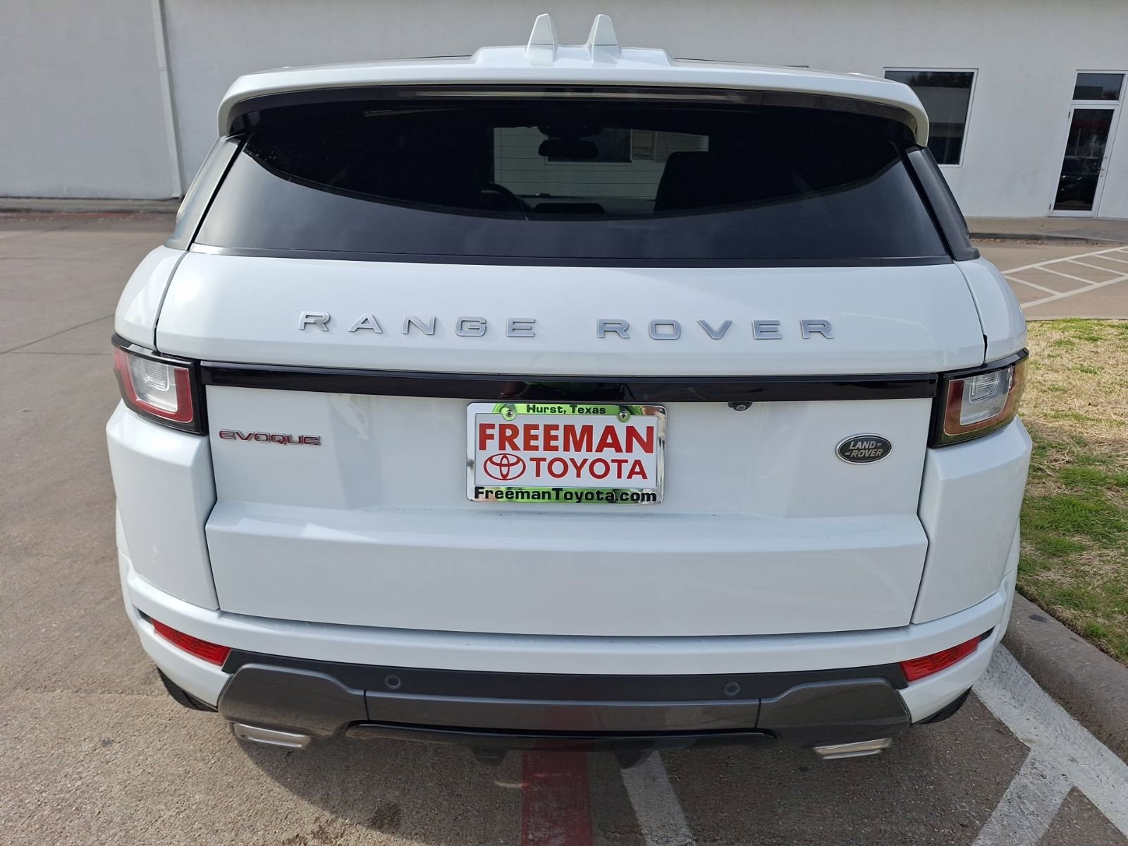 Used 2018 Land Rover Range Rover Evoque HSE Dynamic image 5
