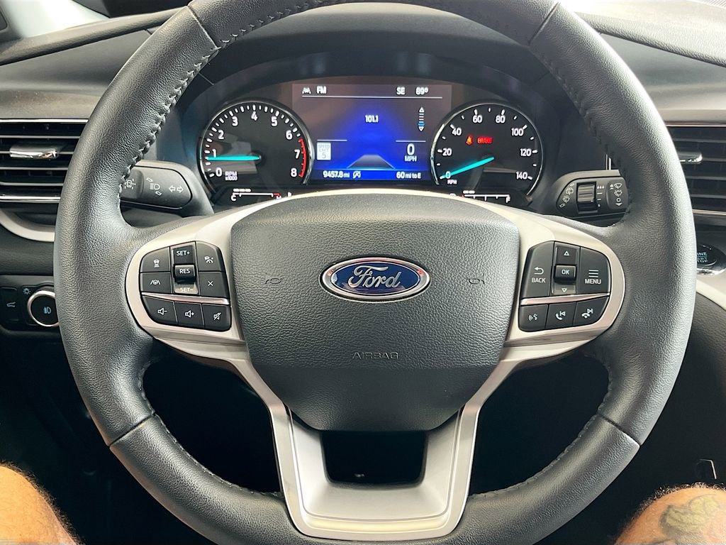 Used 2024 Ford Explorer XLT w/ Equipment Group 202A image 11