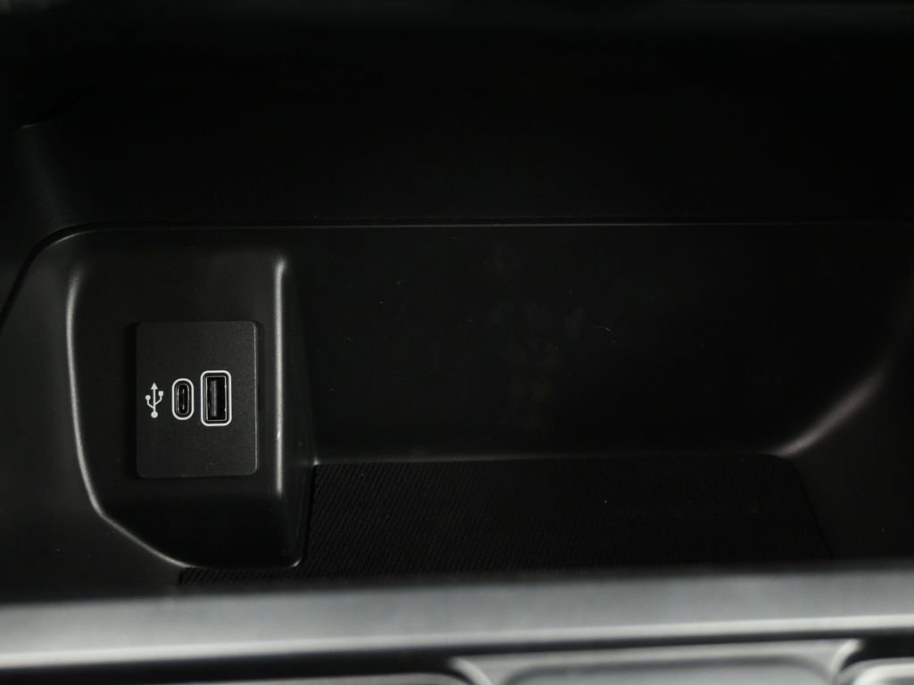 New 2025 Ford F150 Lightning XLT image 17