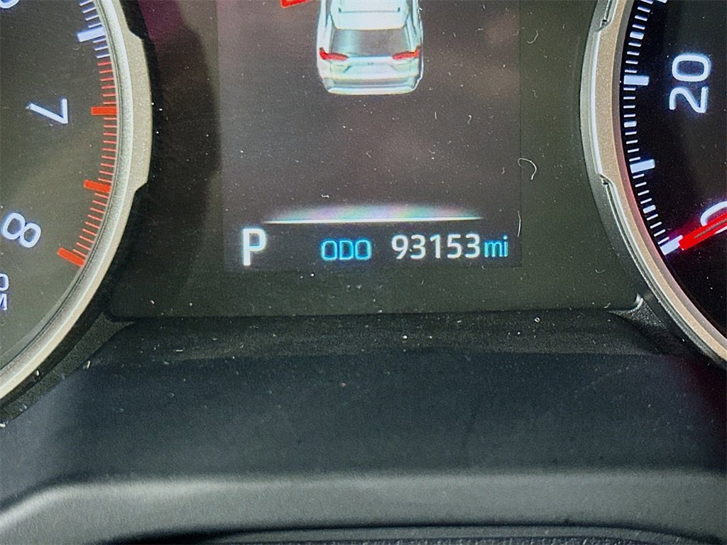 Used 2019 Toyota RAV4 XLE Premium image 33