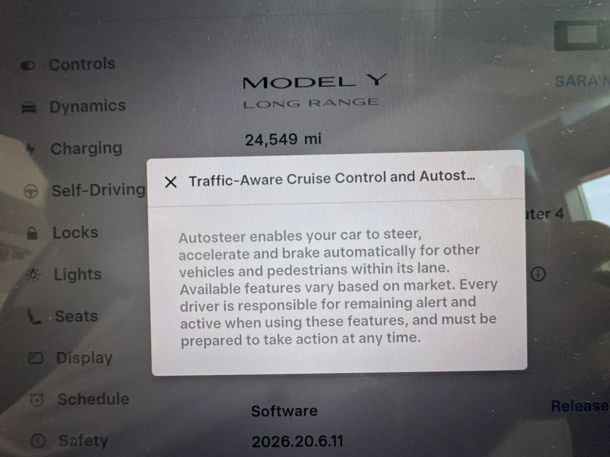 Used 2026 Tesla Model Y 2WD image 32