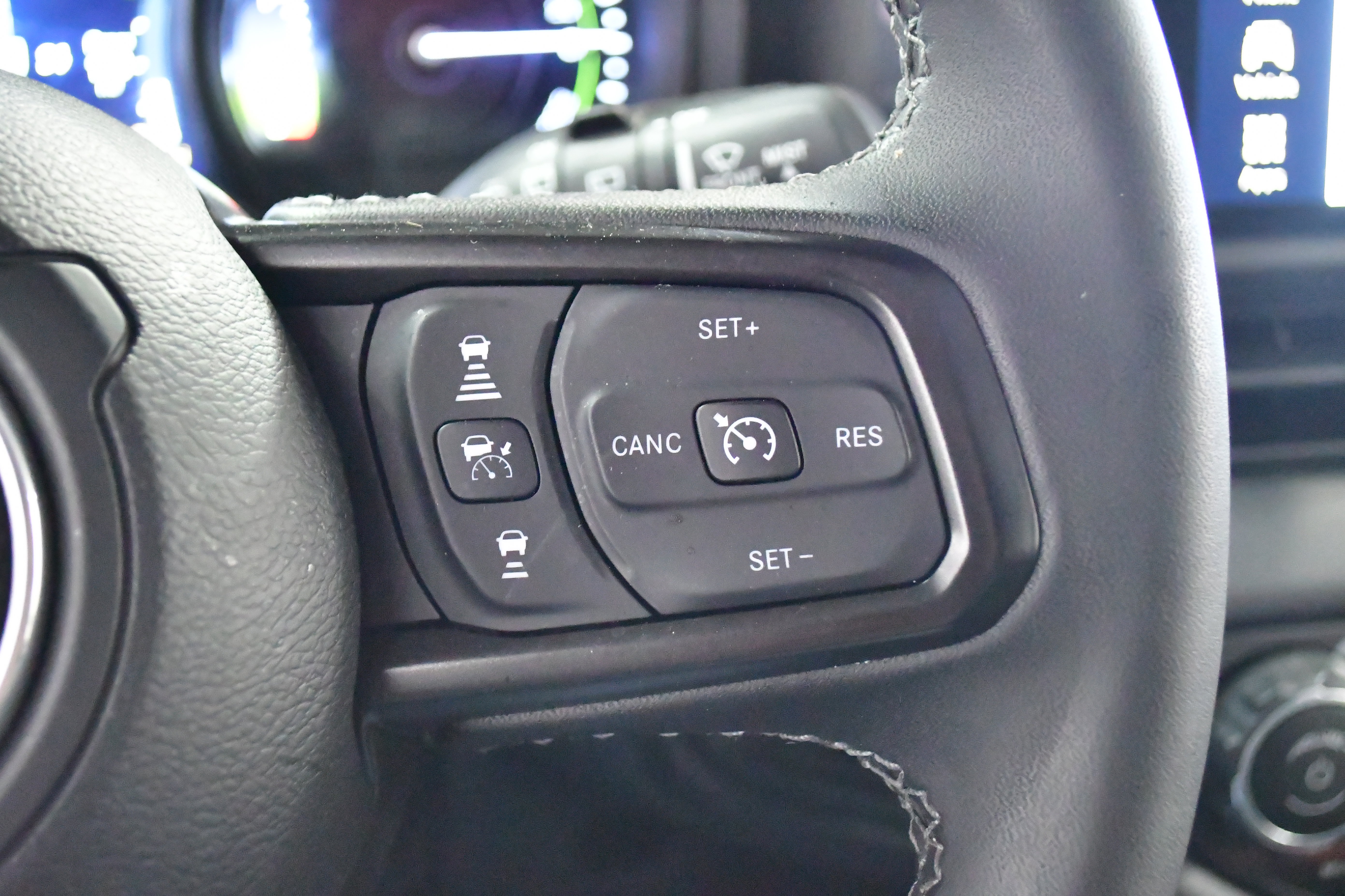 Used 2025 Jeep Wrangler Unlimited Rubicon 4xe image 22