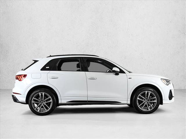 Used 2021 Audi Q3 2.0T Premium Plus w/ Premium Plus Package AWD/4WD image 4
