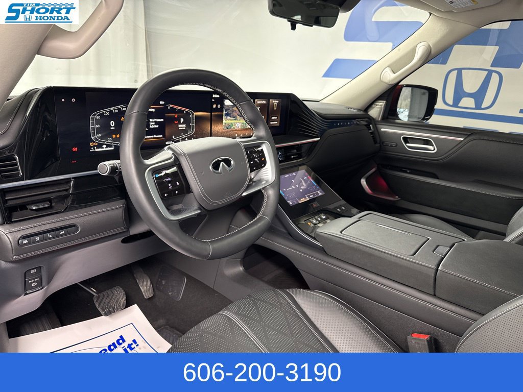 Used 2025 INFINITI QX80 Sensory AWD/4WD image 32