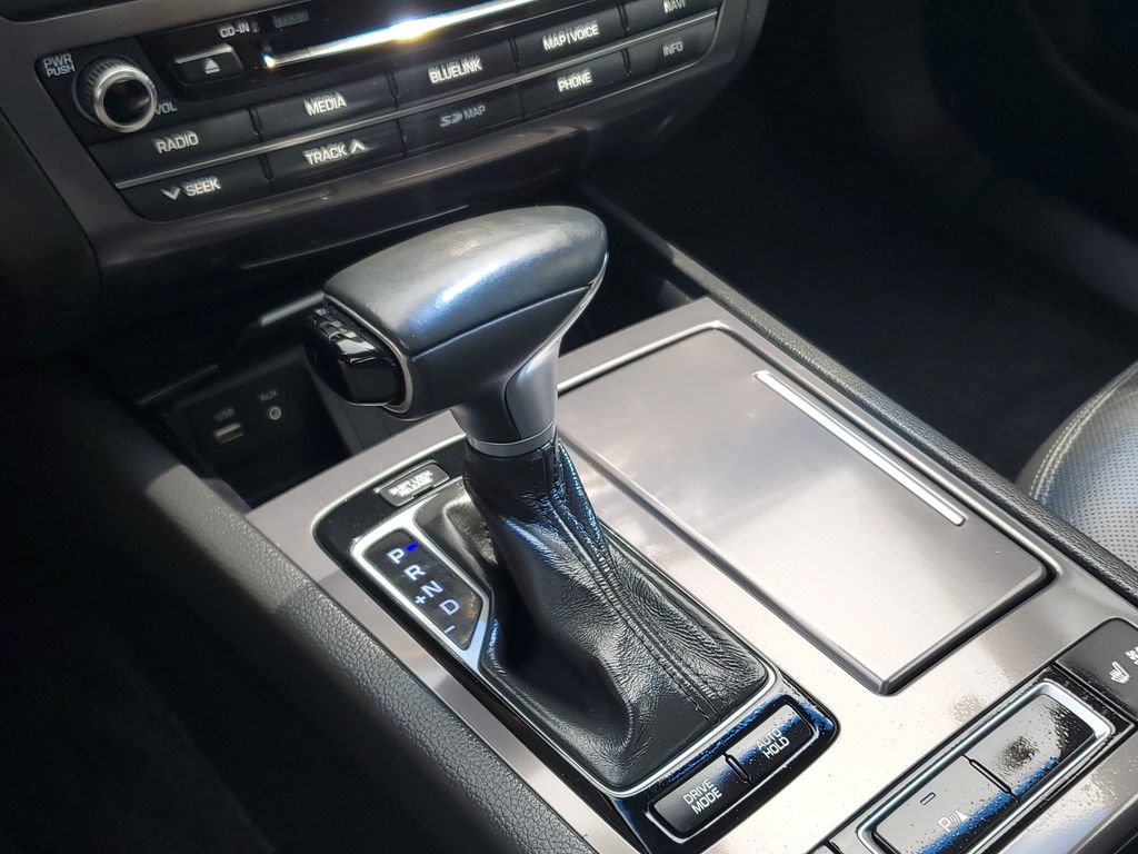 Used 2018 Genesis G80 3.8 w/ Option Group 02 RWD image 30