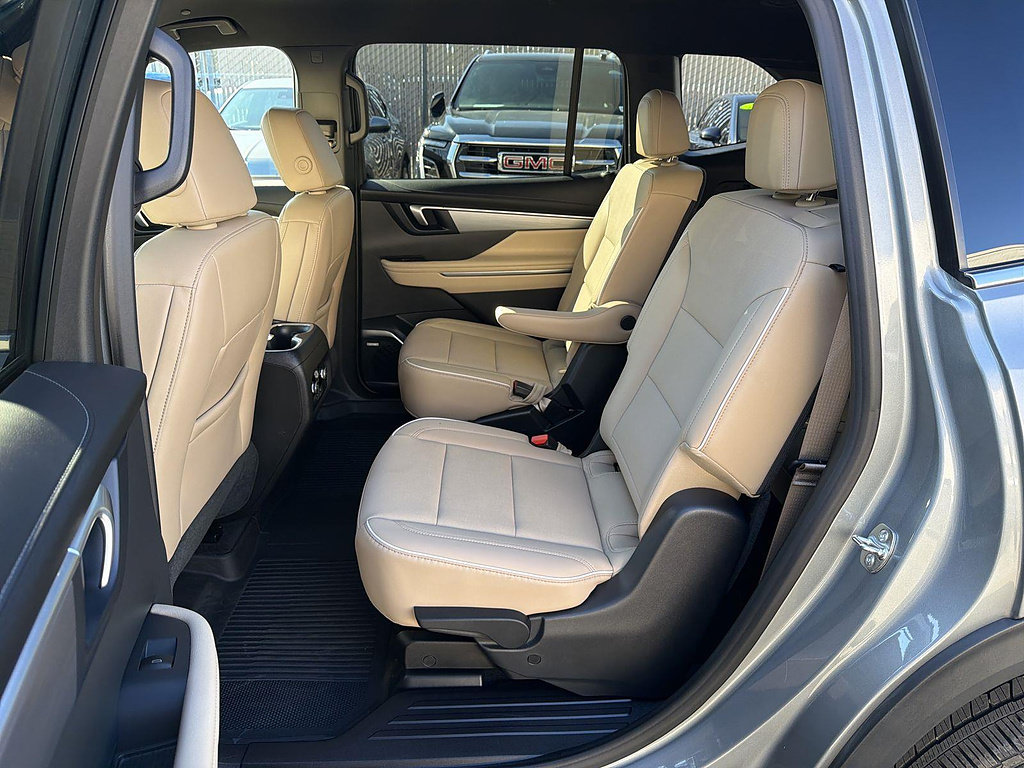 Used 2026 Buick Enclave Preferred w/ LPO, Floor Liner Package FWD image 24