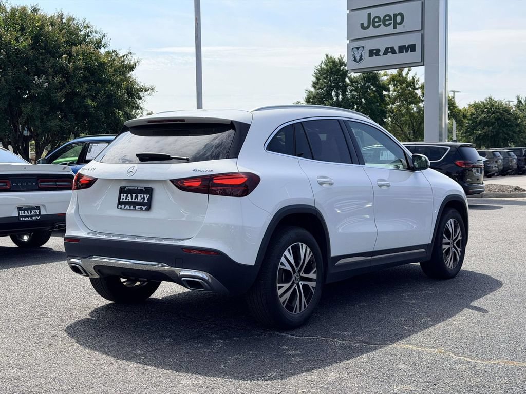 Used 2025 Mercedes-Benz GLA 250 4MATIC image 2