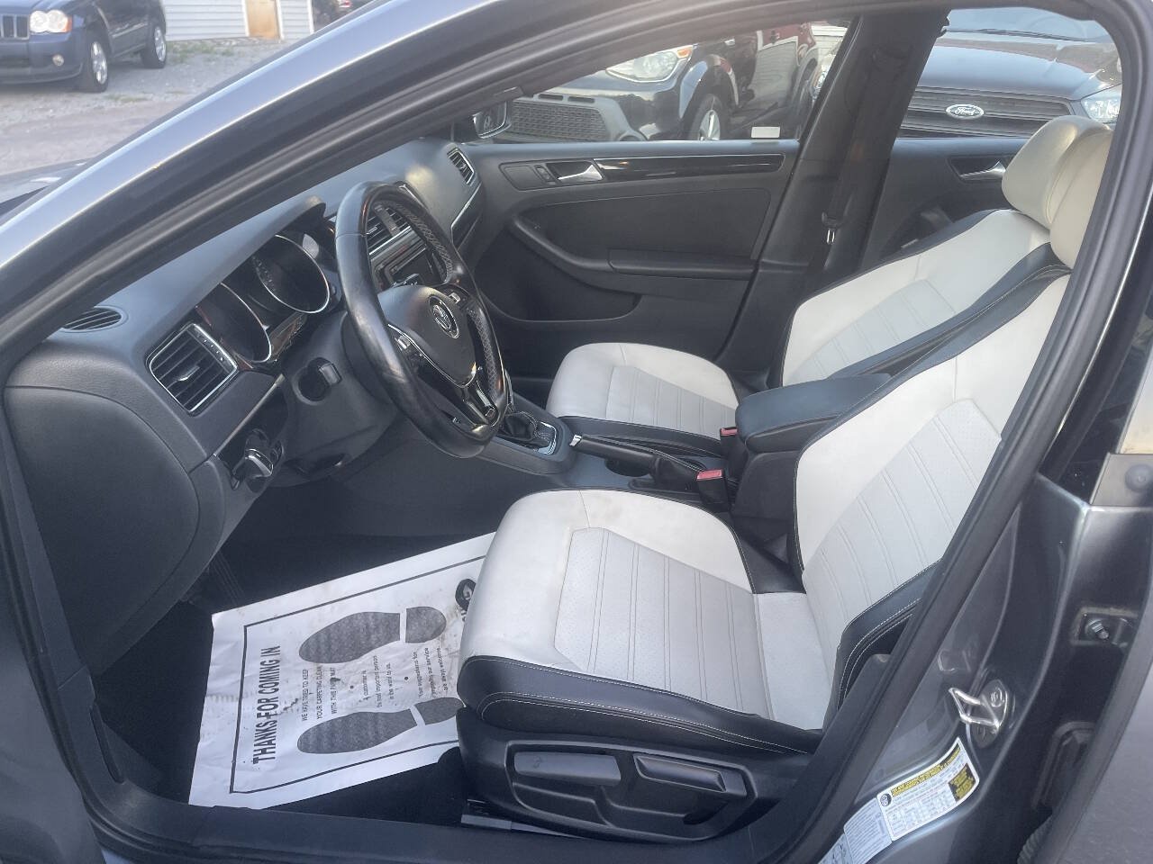 Used 2015 Volkswagen Jetta Sport FWD image 11