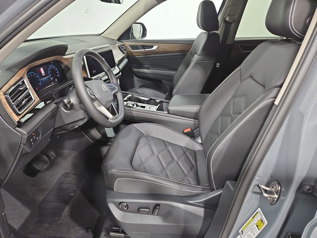 New 2026 Volkswagen Atlas SE image 9