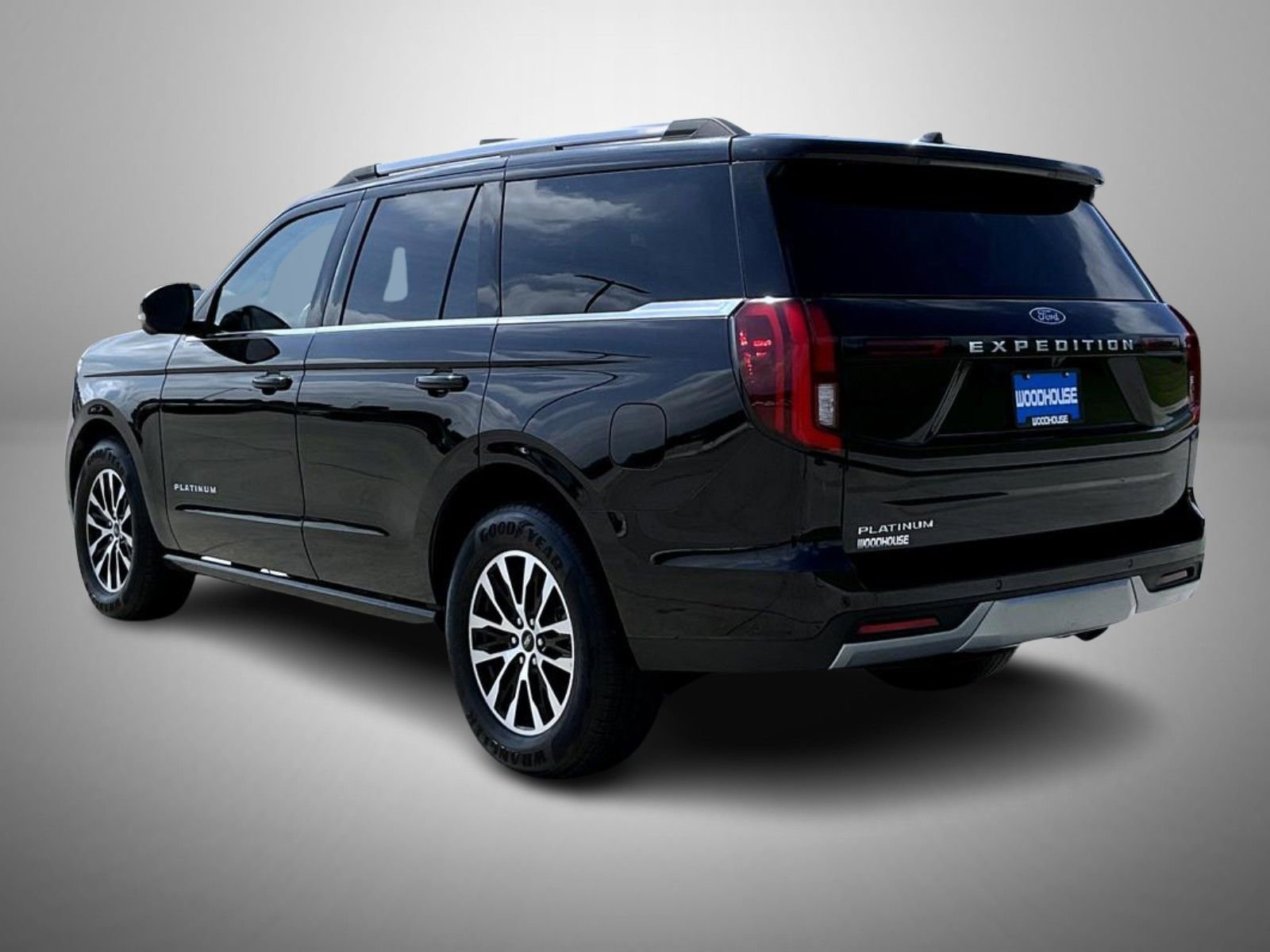 Used 2025 Ford Expedition Platinum AWD/4WD image 7