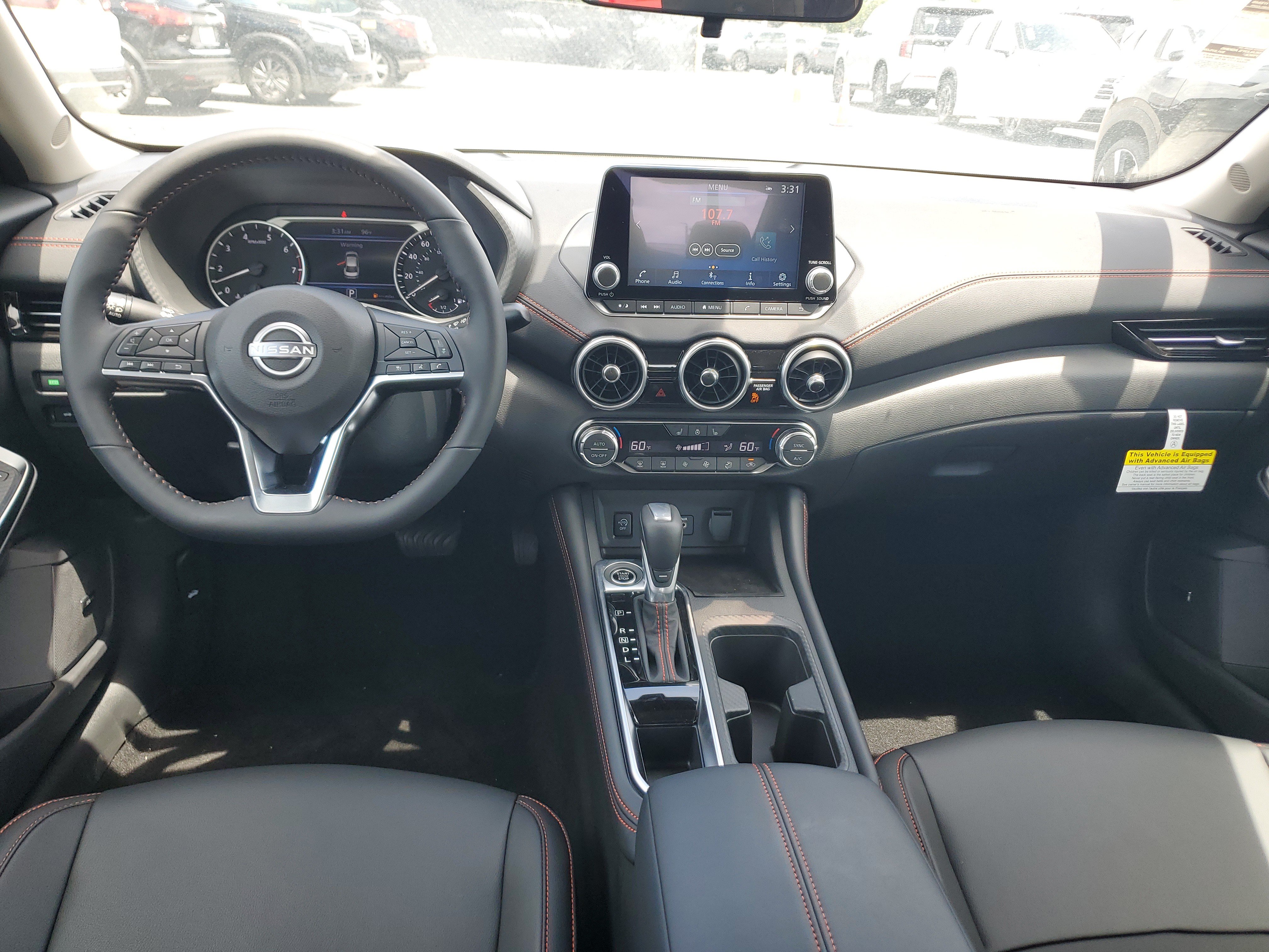 Used 2025 Nissan Sentra SR w/ SR Premium Package FWD image 11