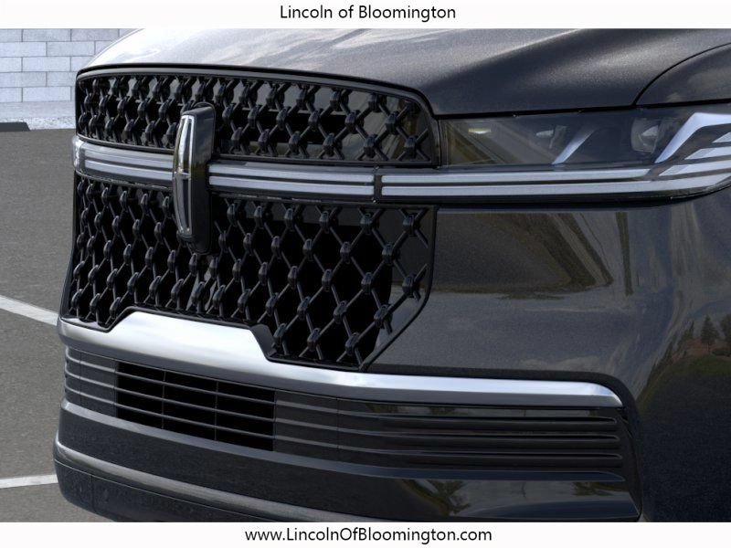 New 2026 Lincoln Navigator L Reserve w/ Jet Appearance Package AWD/4WD image 19