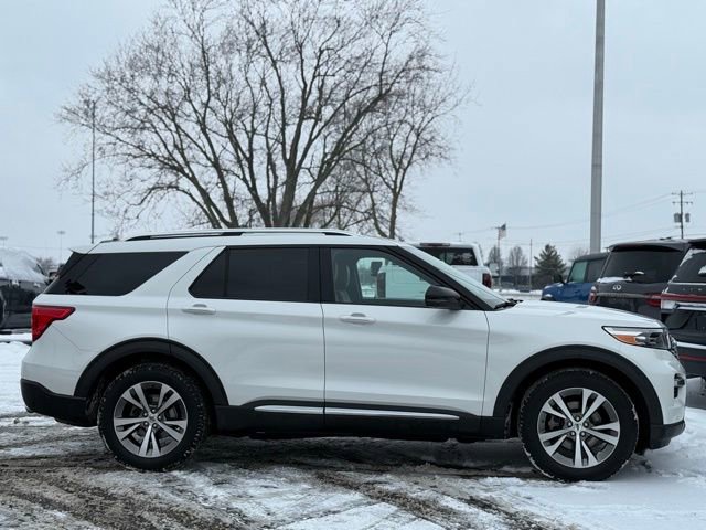 Used 2020 Ford Explorer Platinum w/ Premium Technology Package image 41