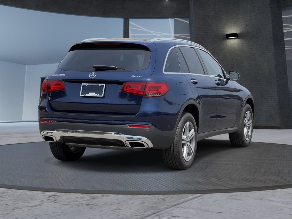 Certified 2022 Mercedes-Benz GLC 300 4MATIC image 4