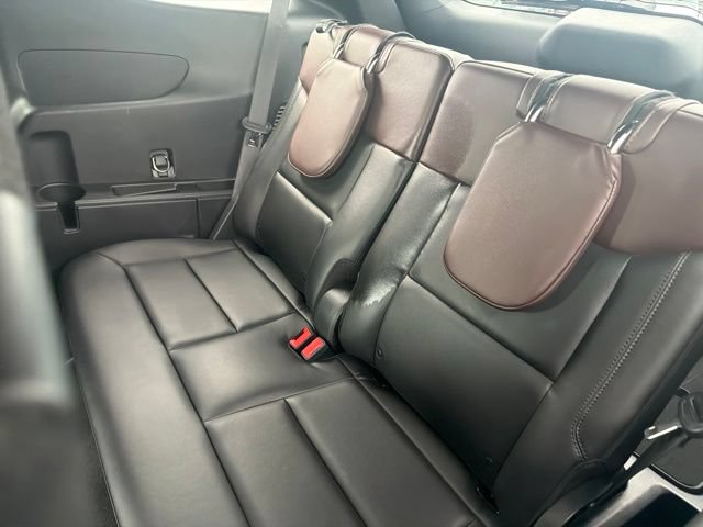Certified 2022 Ford Explorer Platinum w/ Equipment Group 601A AWD/4WD image 17