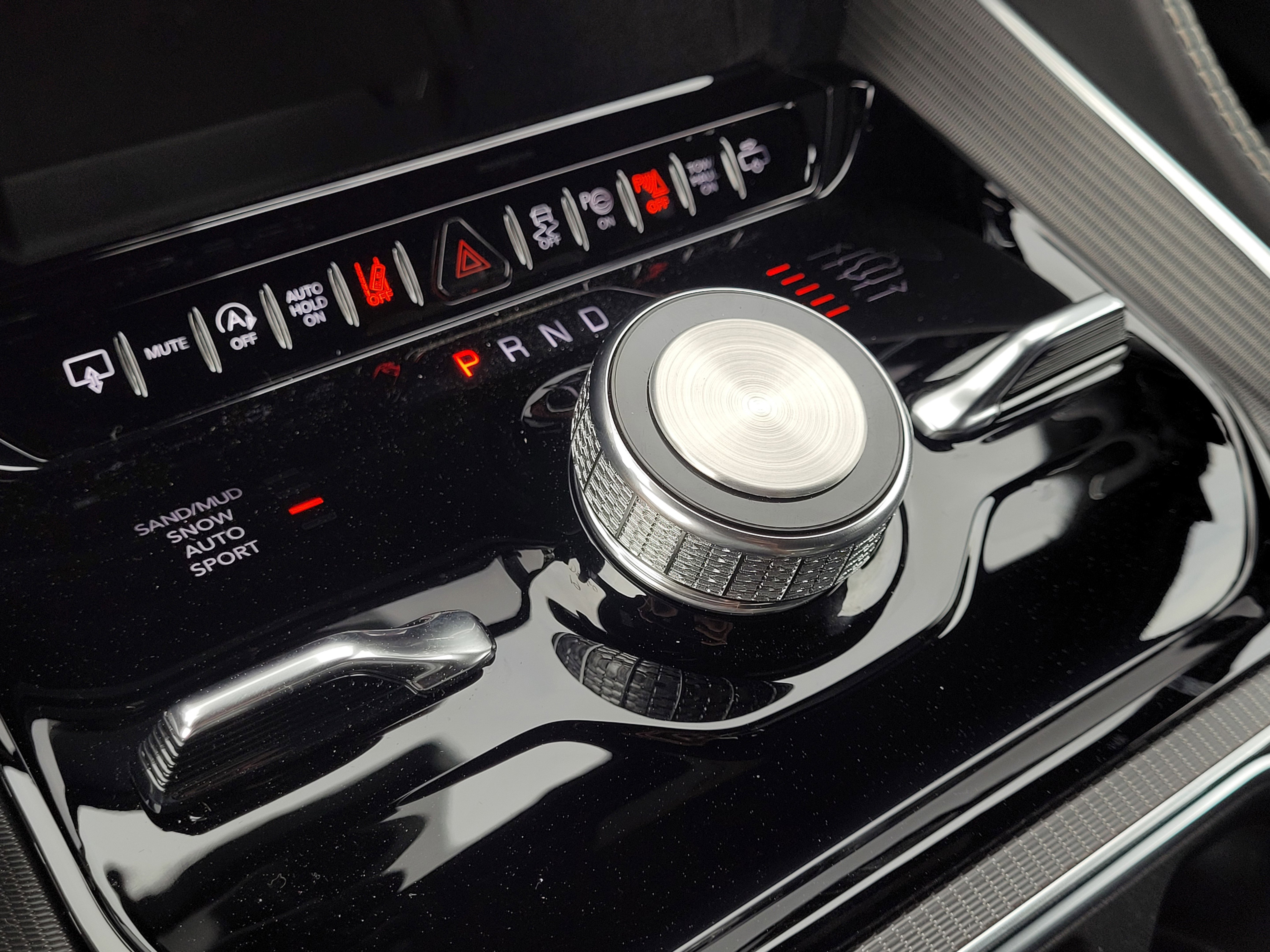 New 2025 Jeep Grand Wagoneer Series II Obsidian w/ Quick Order Packagew 28T image 19