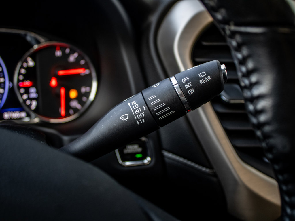 Used 2020 GMC Acadia Denali w/ Technology Package image 32