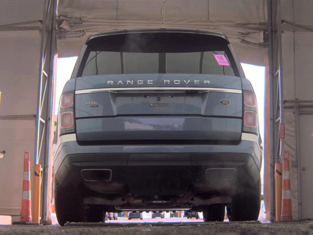 Used 2020 Land Rover Range Rover HSE image 8