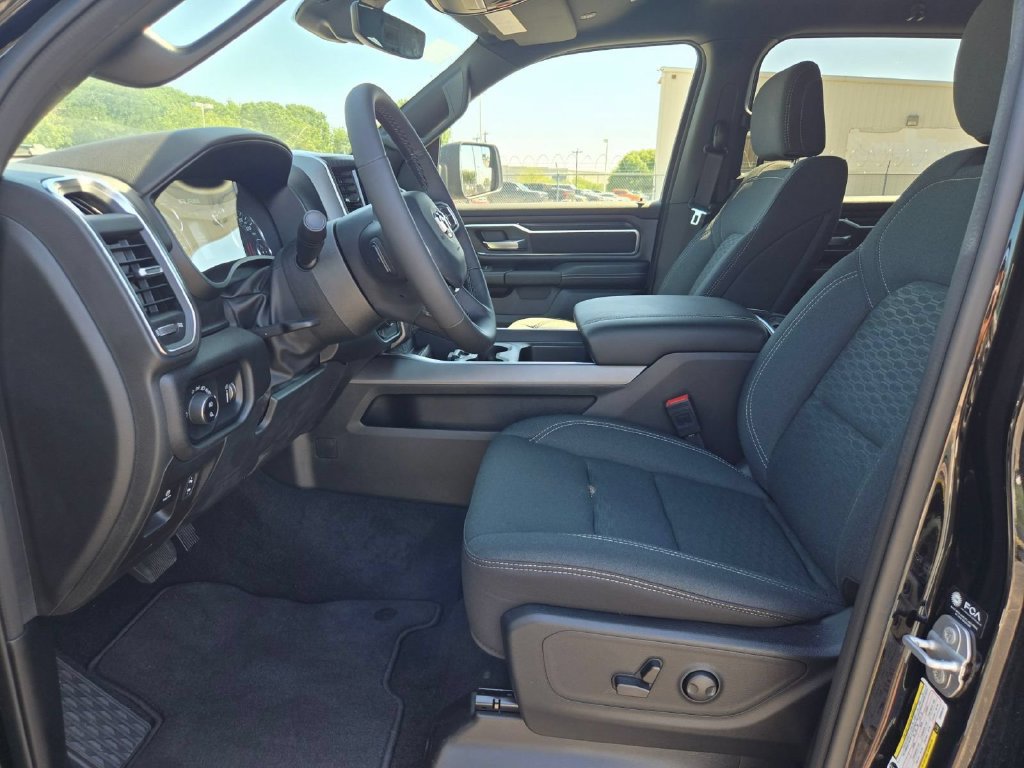 Used 2025 RAM 1500 Lone Star RWD image 9