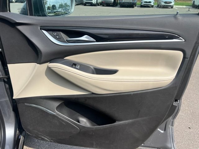 Used 2020 Buick Enclave Essence AWD/4WD image 10