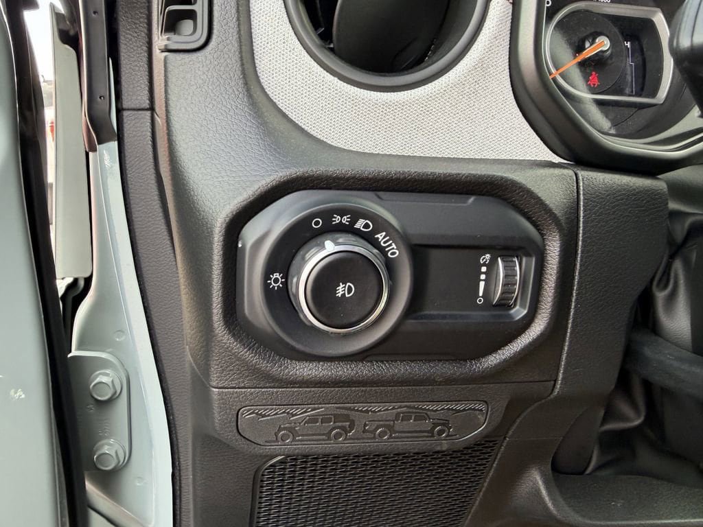 Used 2024 Jeep Wrangler Sport AWD/4WD image 25