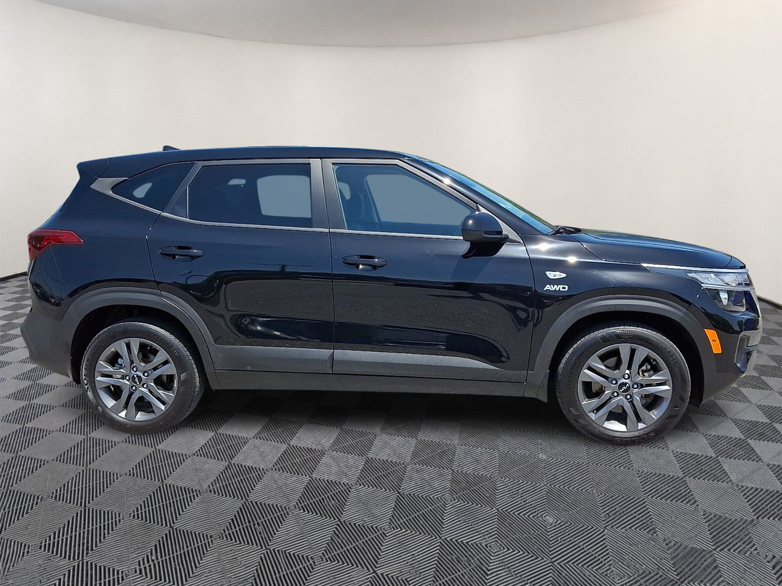 Certified 2023 Kia Seltos LX AWD/4WD image 7